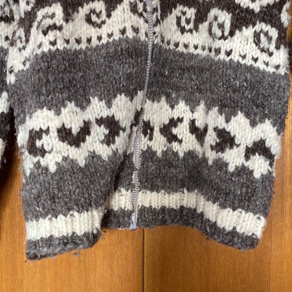 Vintage Cowichan Indian Sweater - Picture 8 of 16